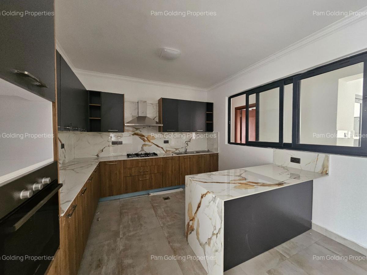 3 Bed Apartment with En Suite in Kileleshwa - 9