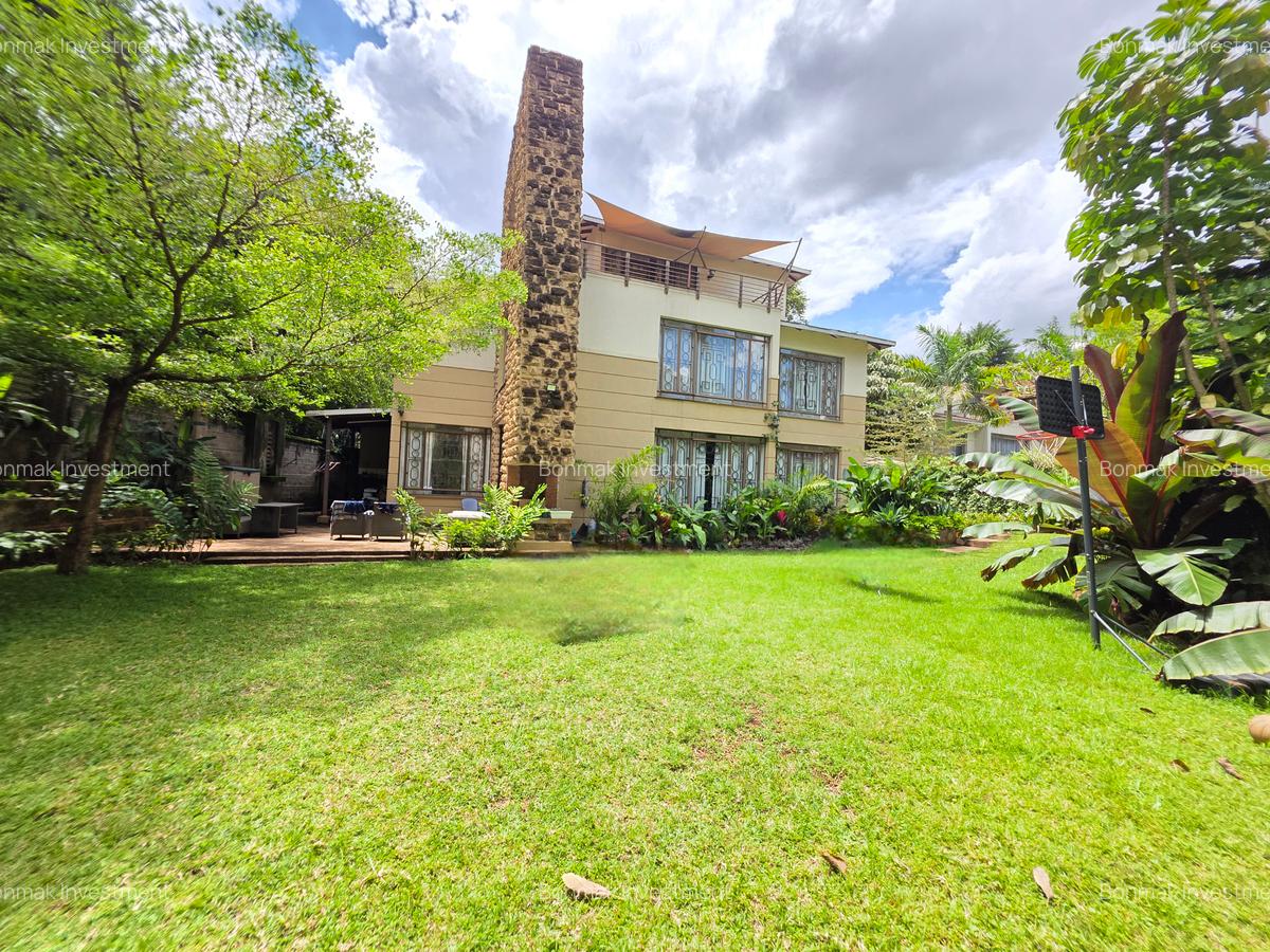 4 Bed Townhouse with En Suite at Lavington Green. - 1