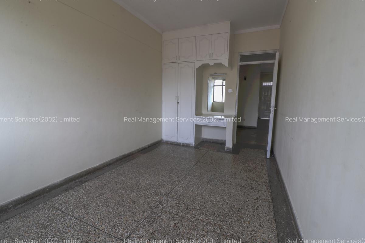 2 Bed Apartment at Chamber'S Road - 6