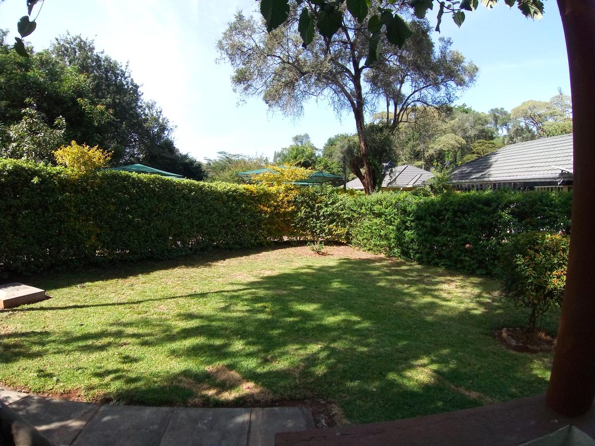 2 Bed House with En Suite at Hardy - 16
