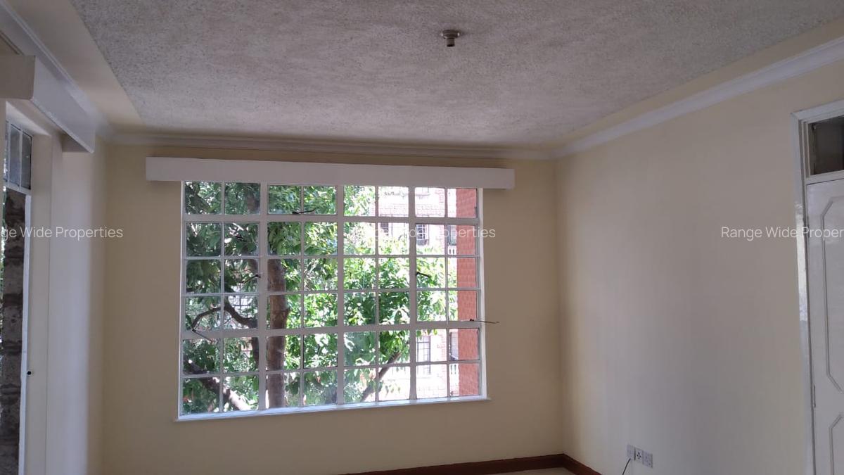 2 Bed Apartment with Borehole in Kileleshwa - 11