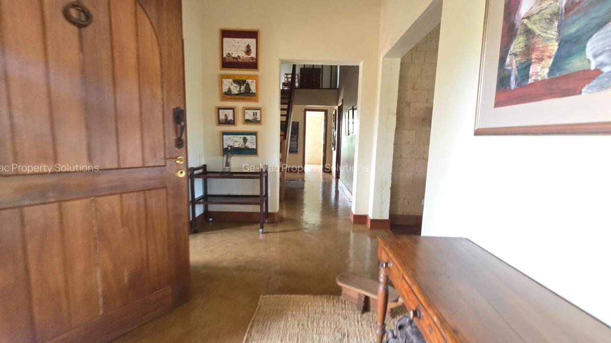 4 Bed House with En Suite in Runda - 9