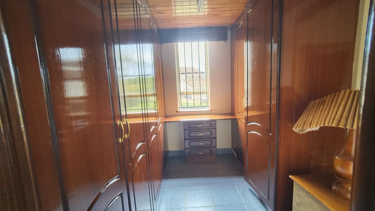 4 Bed House with En Suite in Gigiri - 12