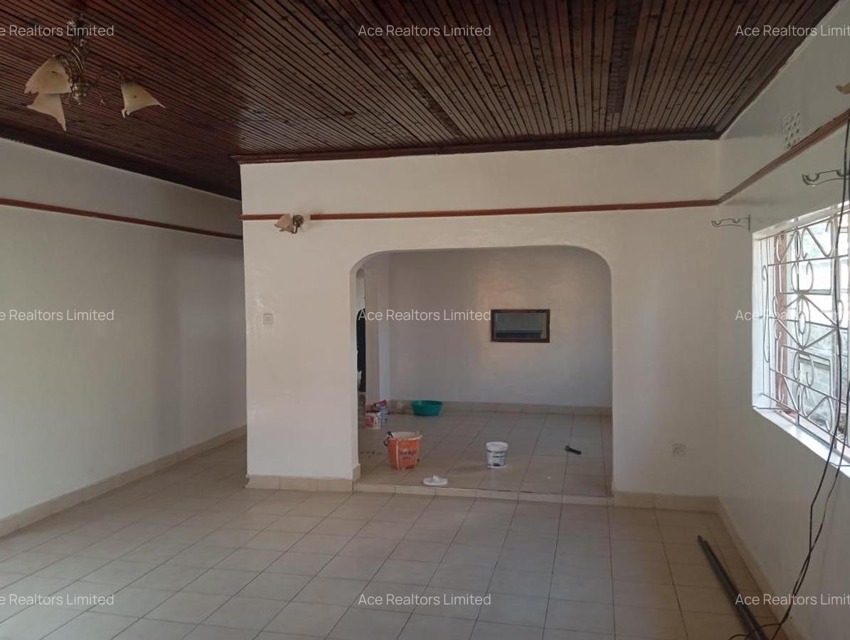 5 Bed House with En Suite at Mountain View Lane - 10
