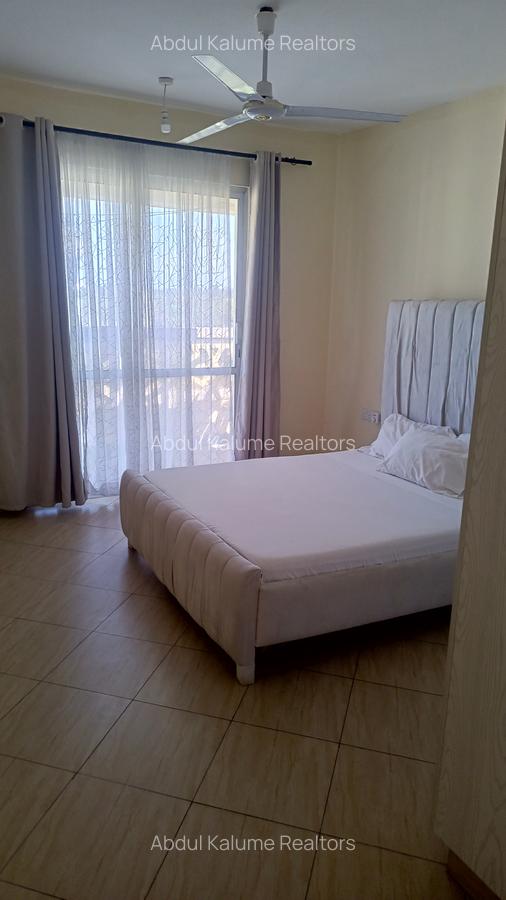 Serviced 2 Bed Apartment with En Suite at Bamburi - 20