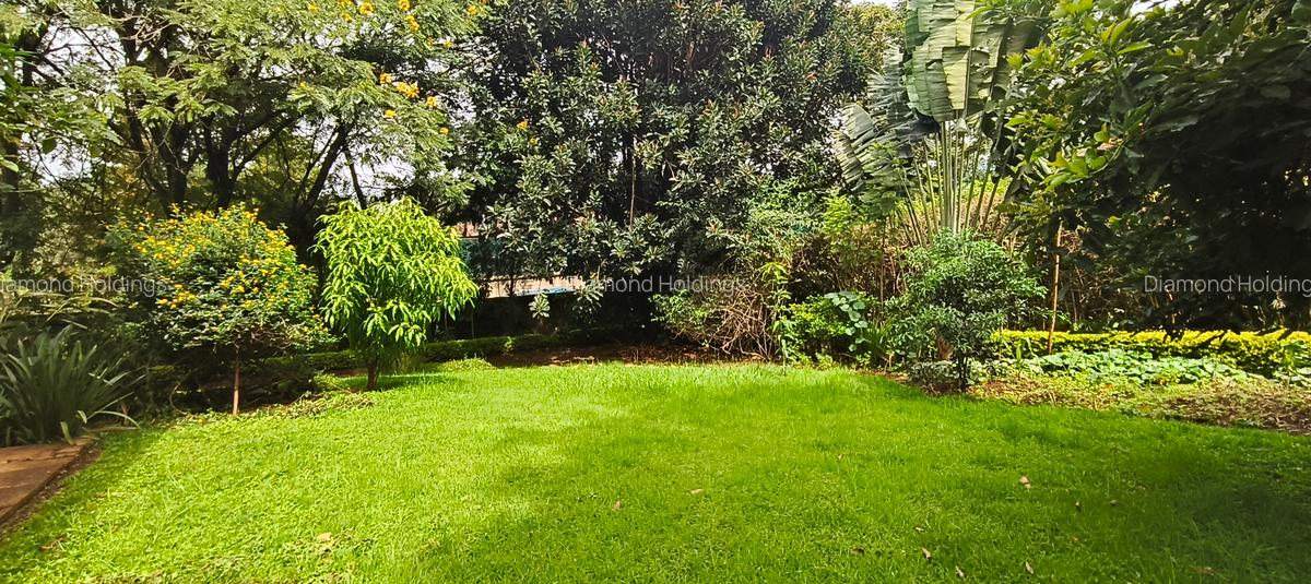 5 Bed Townhouse with En Suite at Runda - 9