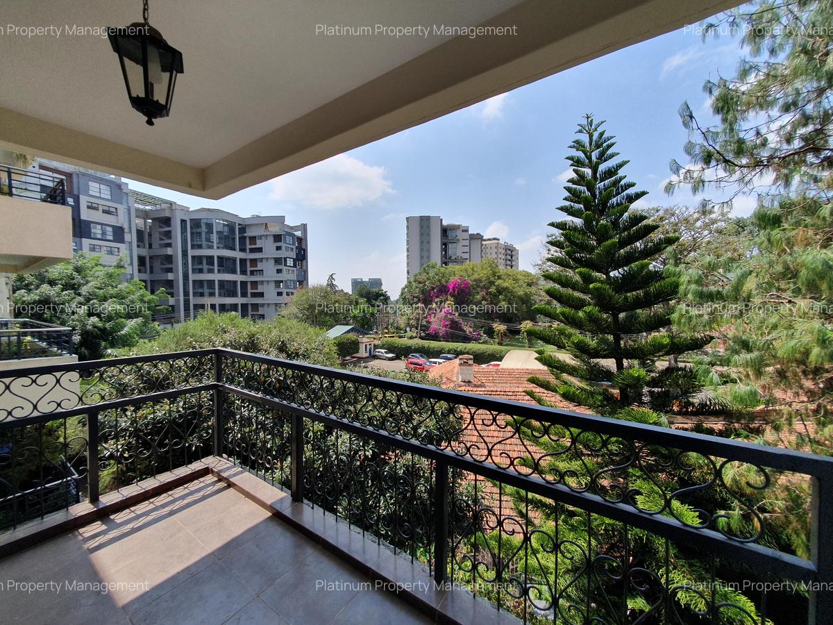 4 Bed Apartment with En Suite in General Mathenge - 4