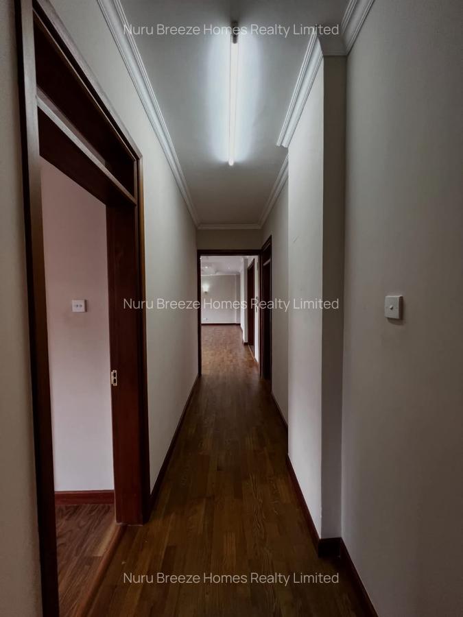 3 Bed Apartment with En Suite in Riverside - 8