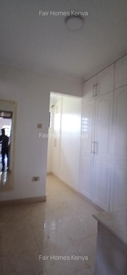 4 Bed Townhouse with En Suite at Lavington Green - 7