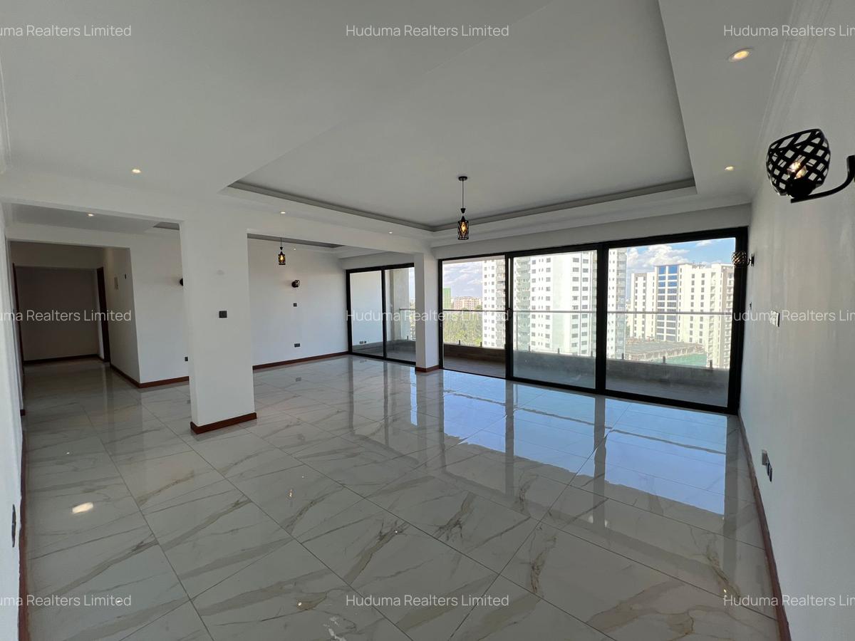 3 Bed Apartment with En Suite at Nyando Road - 10