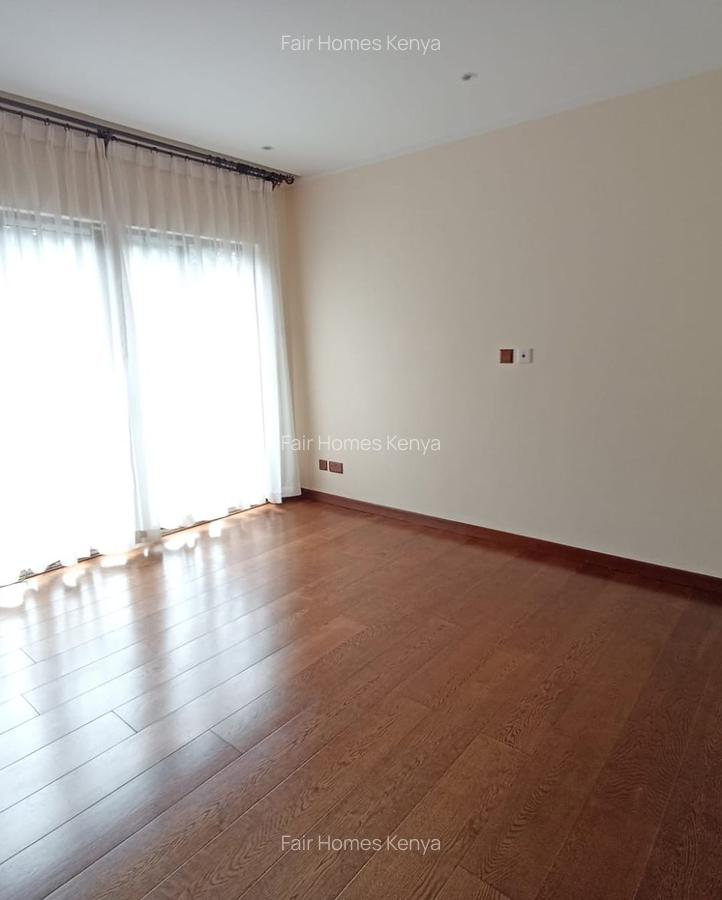 5 Bed Townhouse with En Suite at Convent Drive - 8