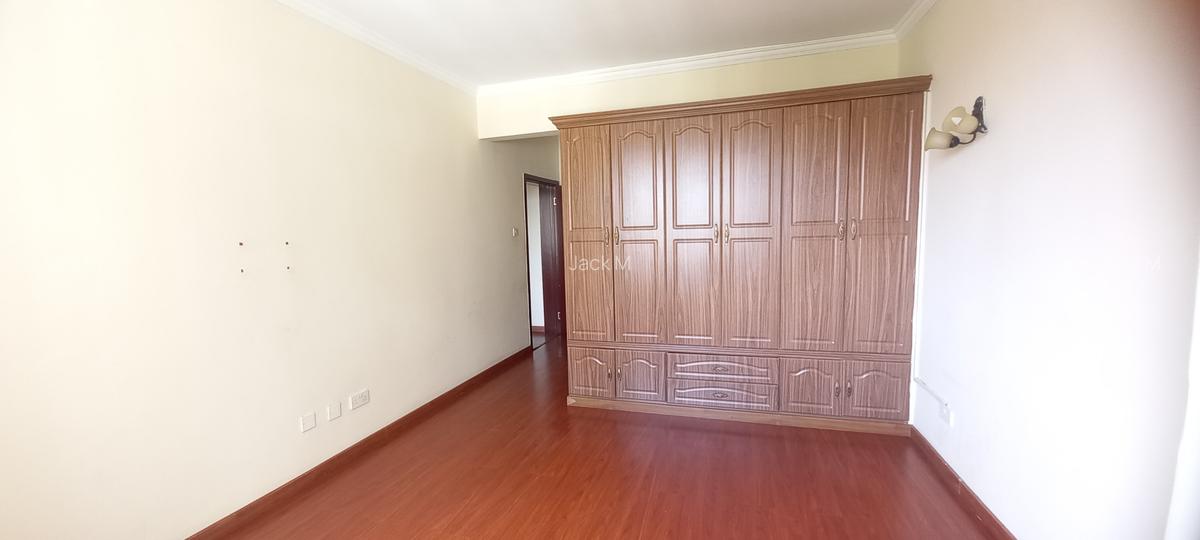 3 Bed Apartment at Hatheru Road - 7