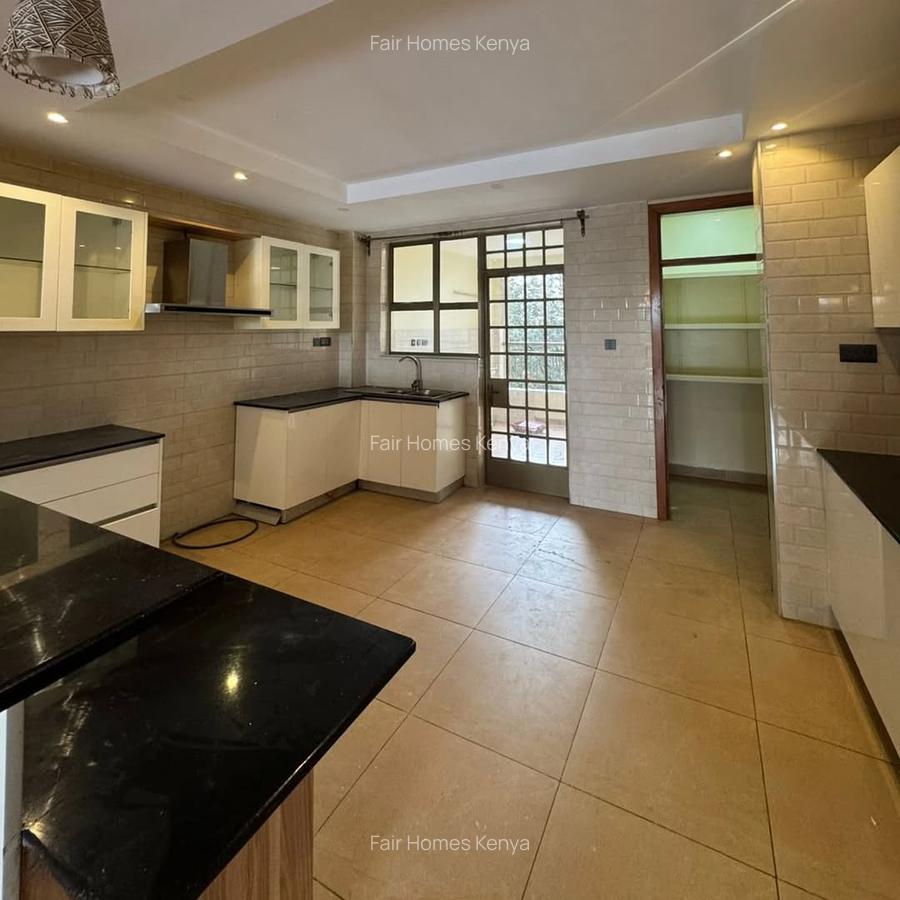 3 Bed Apartment with En Suite at Othaya Road - 14