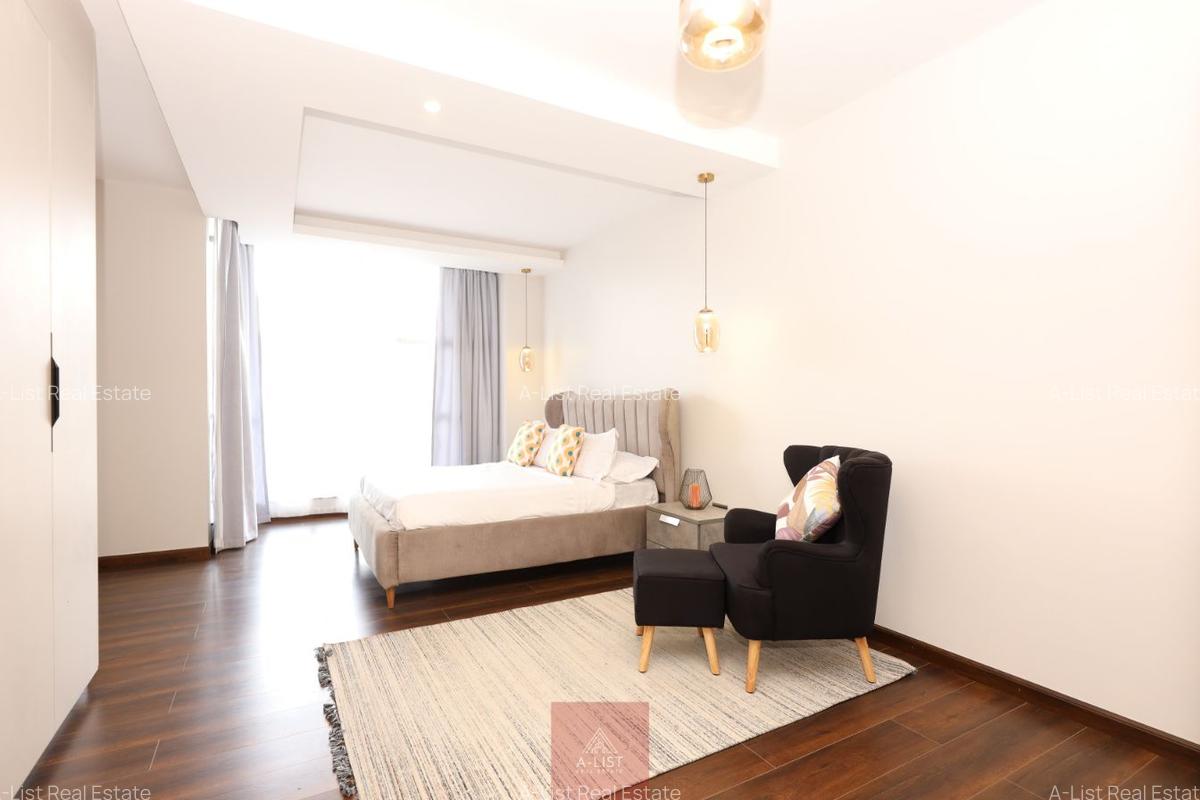 3 Bed Apartment with En Suite at Brookside - 6