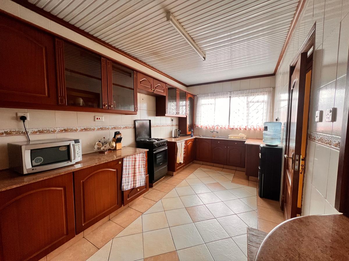 Furnished 3 Bed Apartment in Kileleshwa - 4