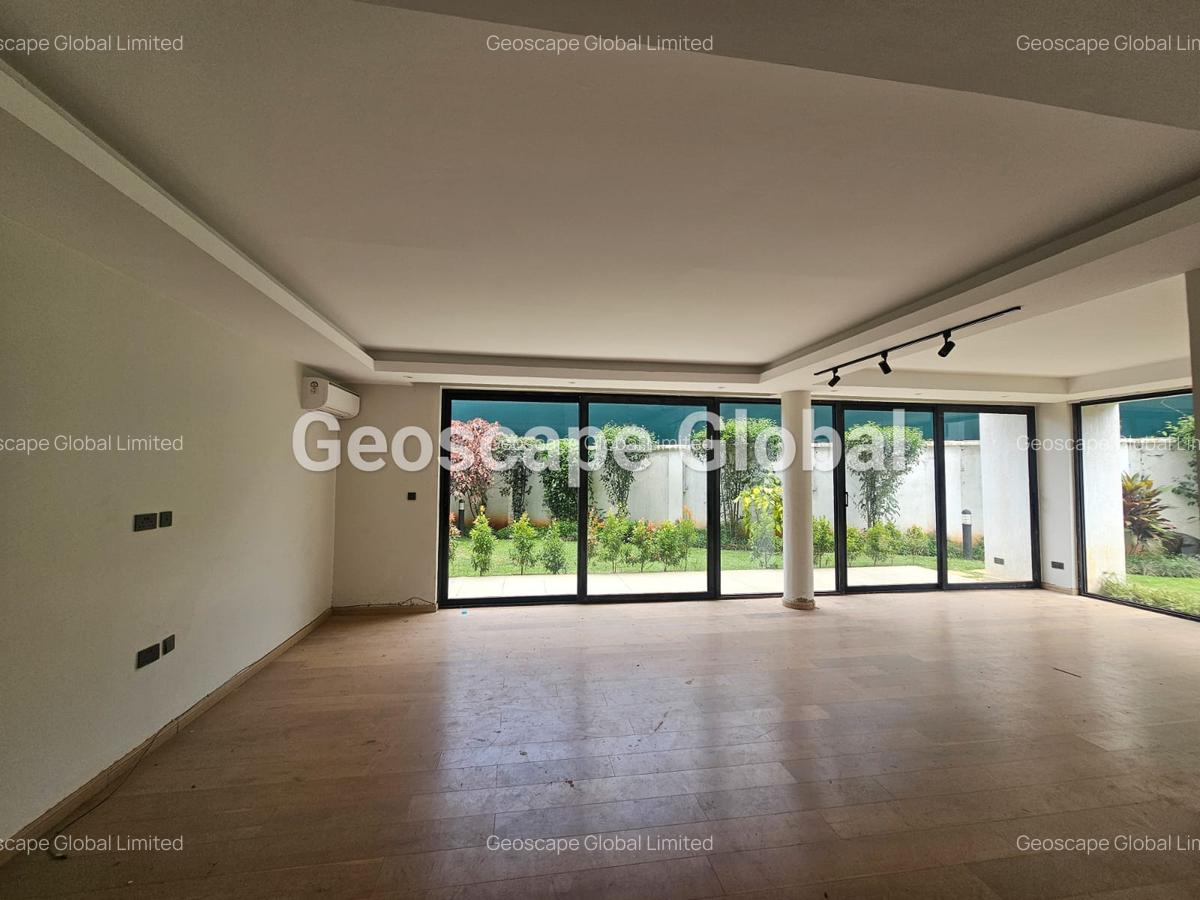 5 Bed Townhouse with En Suite in Lavington - 5