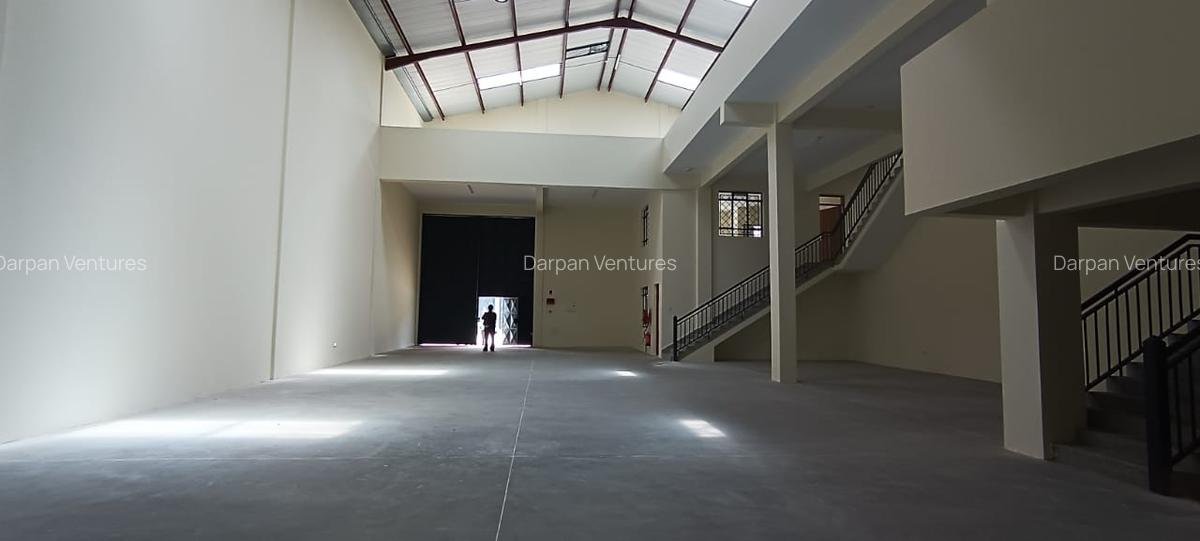 7,530 ft² Warehouse with Service Charge Included in Ruaraka - 4