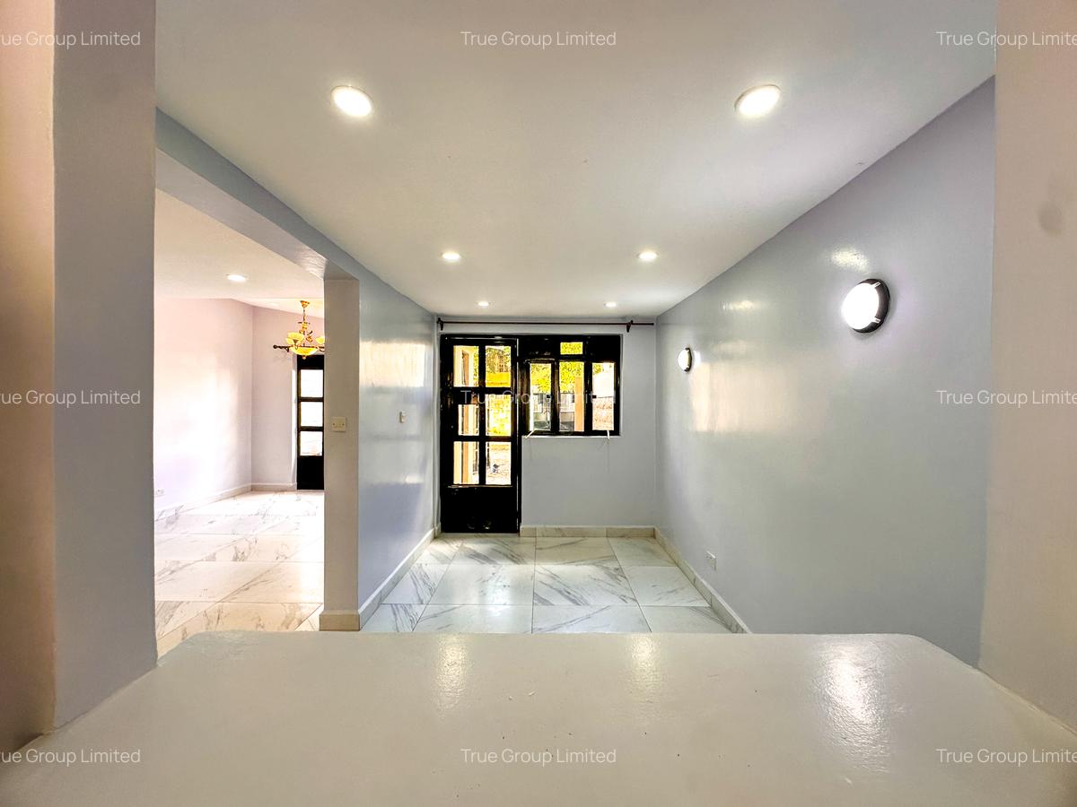 4 Bed Townhouse with En Suite at Phase 1 - 5
