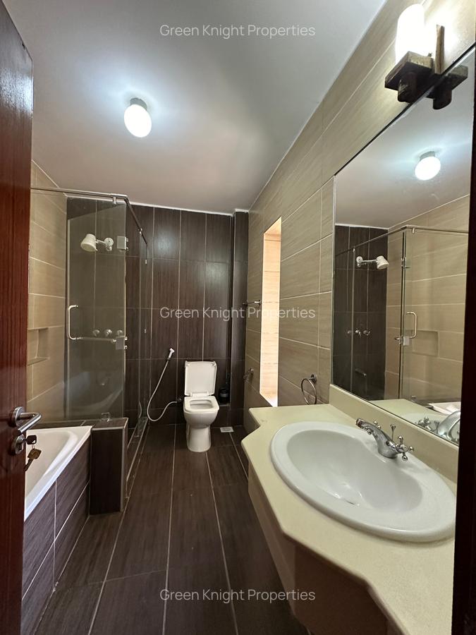 Serviced 3 Bed Apartment with En Suite in Kilimani - 6