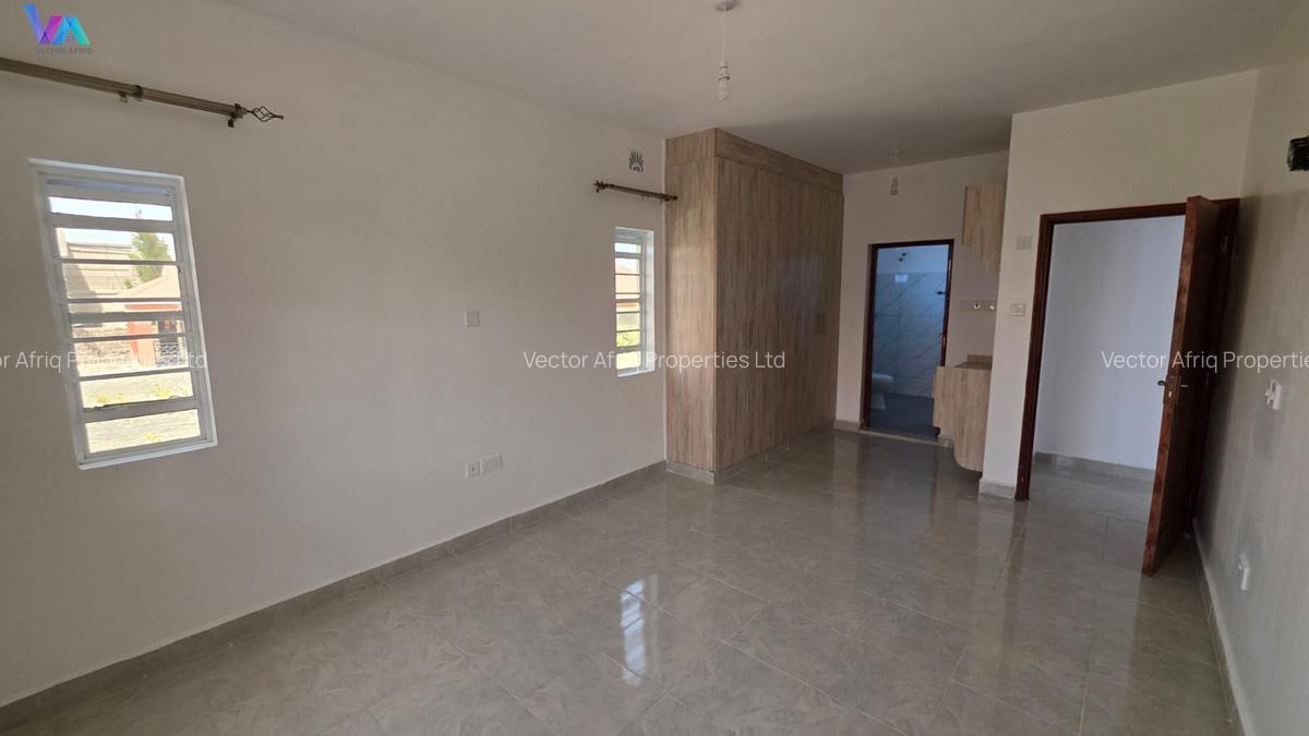 3 Bed House with En Suite in Kitengela - 9