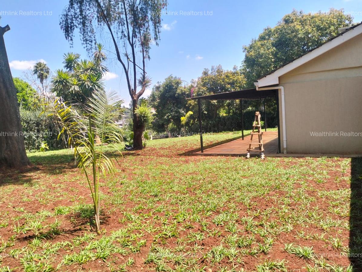 4 Bed House with En Suite at Loresho - 9