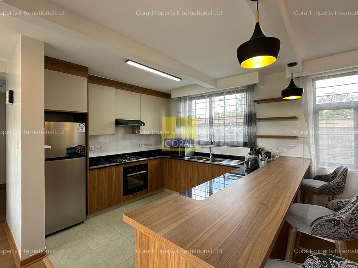 2 Bed Apartment in Ridgeways - 4