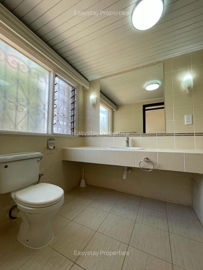 4 Bed Townhouse with Garden in Muthaiga - 16