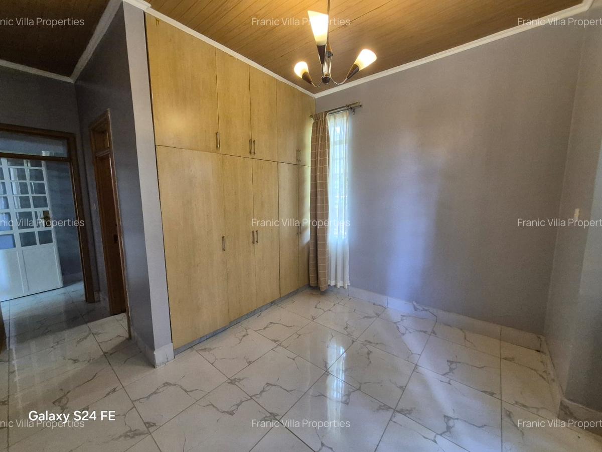 3 Bed House with En Suite at Runda - 9