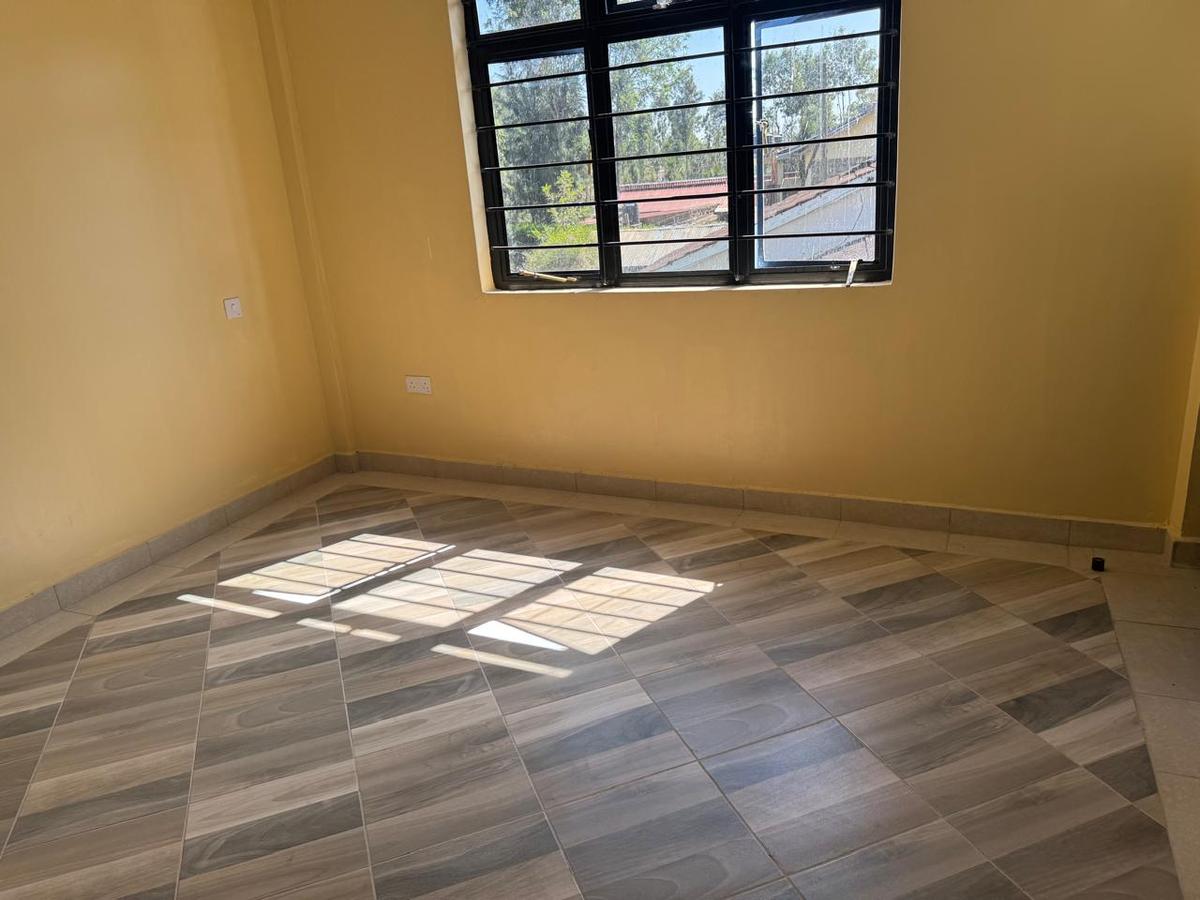 2 Bed Apartment with Parking at Elgon Road - 14