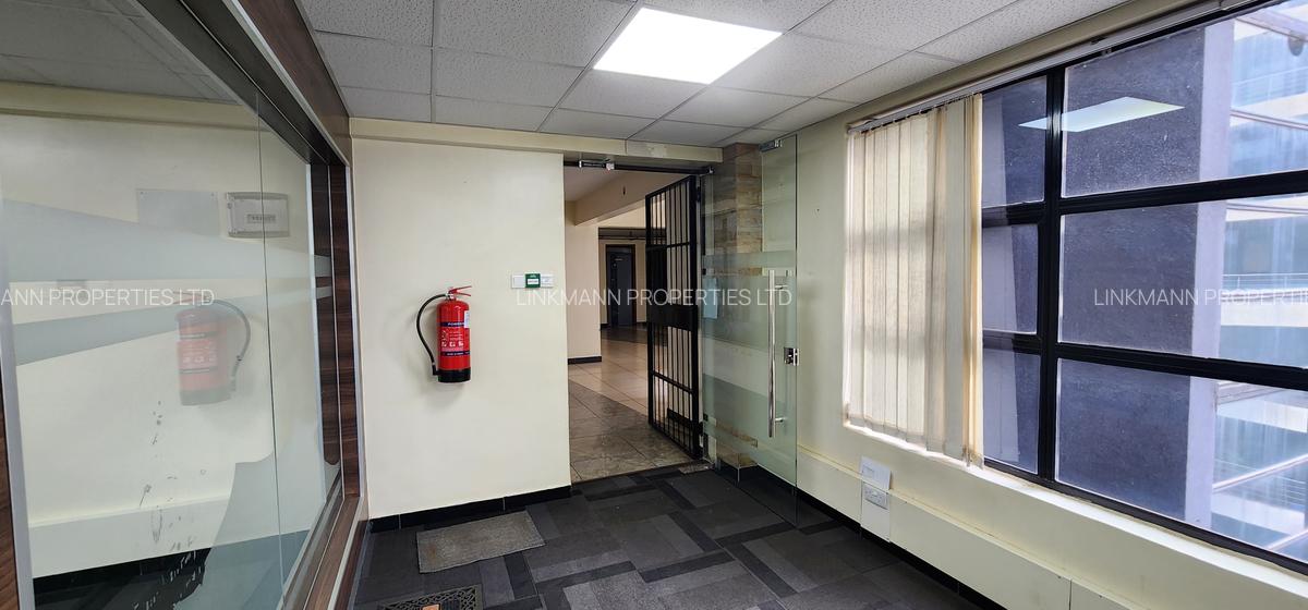1,400 ft² Office with Service Charge Included in Westlands Area - 9