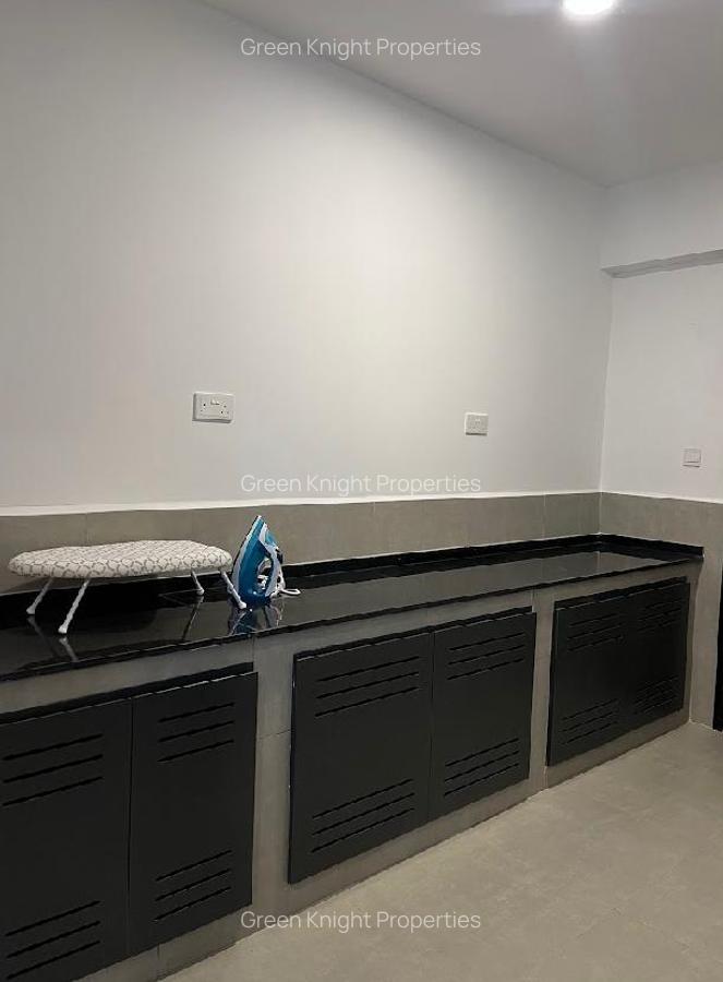 Serviced 3 Bed Apartment with En Suite in Westlands Area - 15