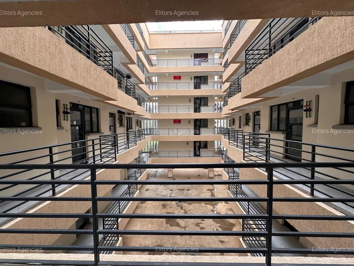Studio Apartment with En Suite at Kirawa Road - 12