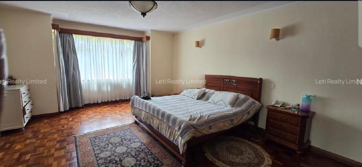 4 Bed Villa with En Suite in Lavington - 9