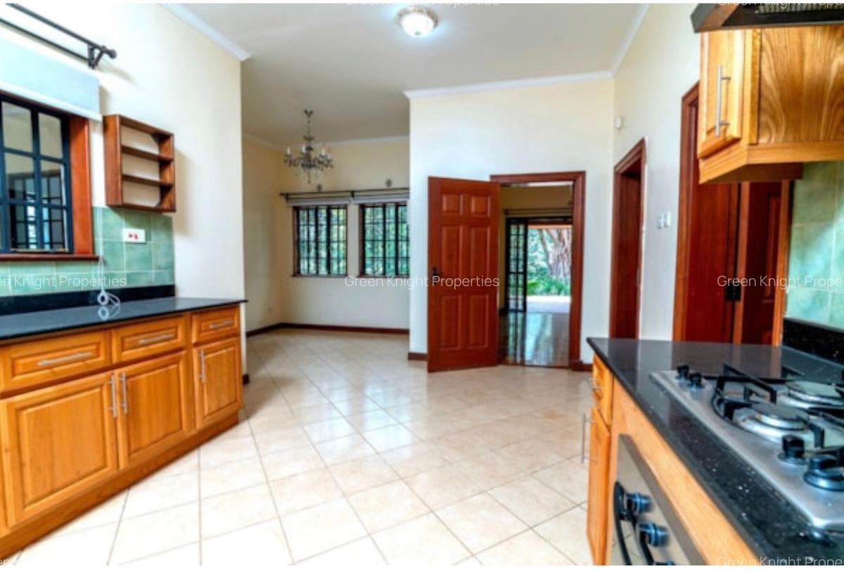 4 Bed House with En Suite in Karen - 11