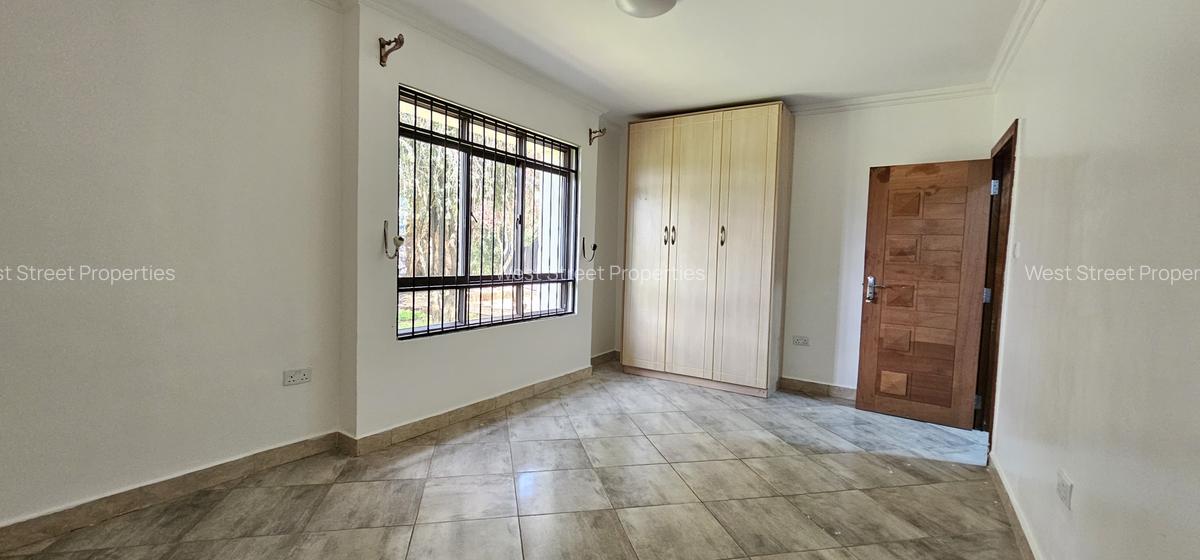 7 Bed Villa with En Suite at Hill Crest - 5