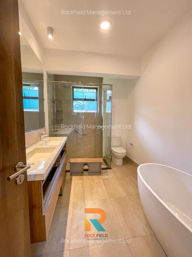 4 Bed Apartment with En Suite at Two Rivers - 18