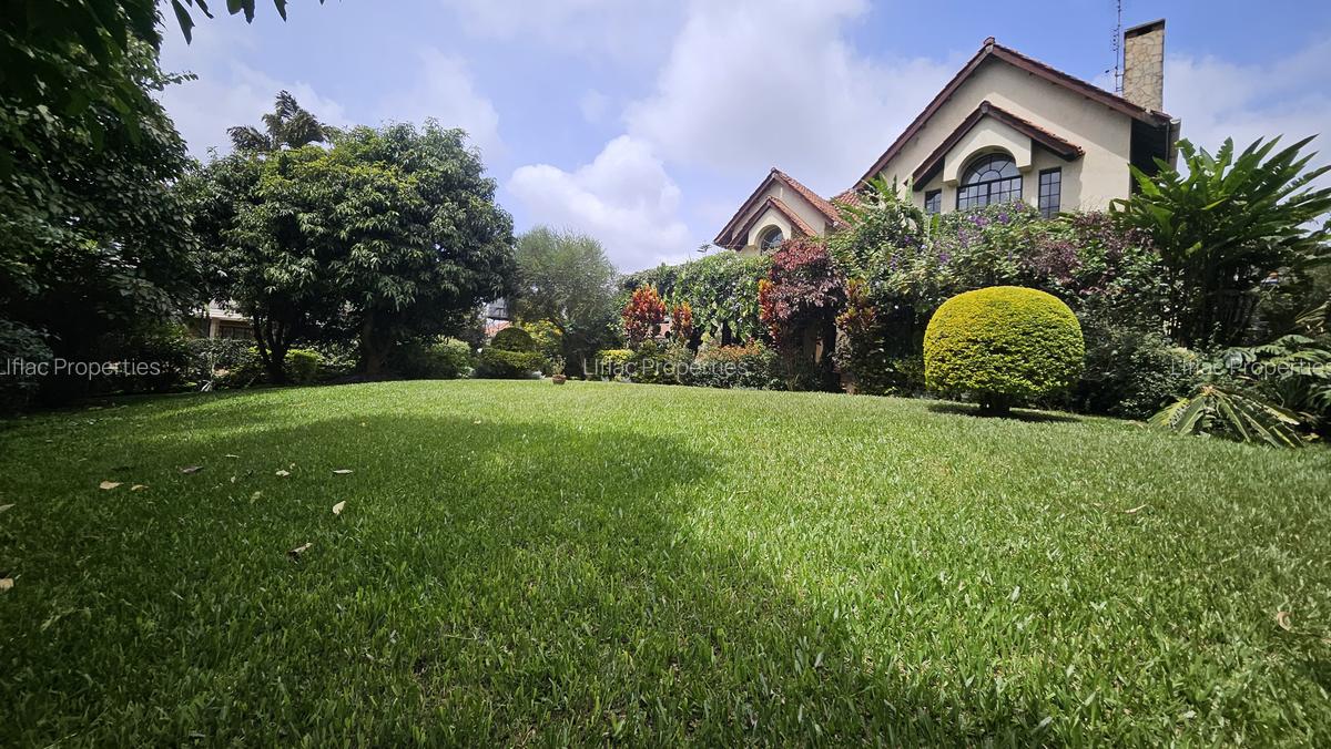 5 Bed House with En Suite in Runda - 19