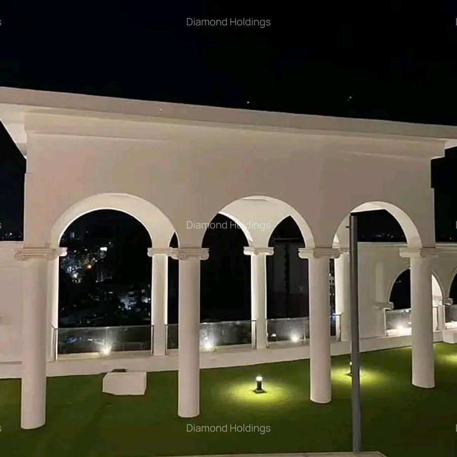 2 Bed Apartment with En Suite at Parklands - 2