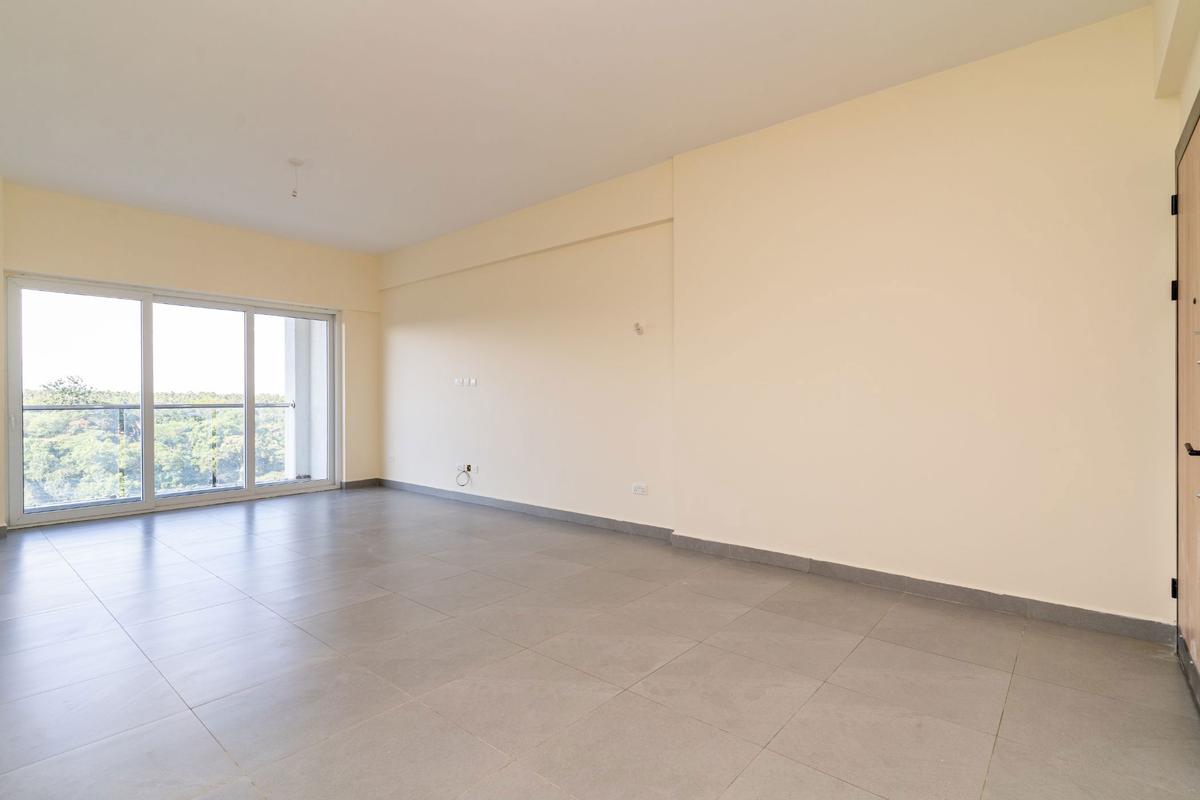 3 Bed Apartment with En Suite in Parklands - 3