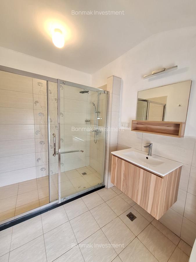 4 Bed Townhouse with En Suite at Kitusuru Ridge - 19