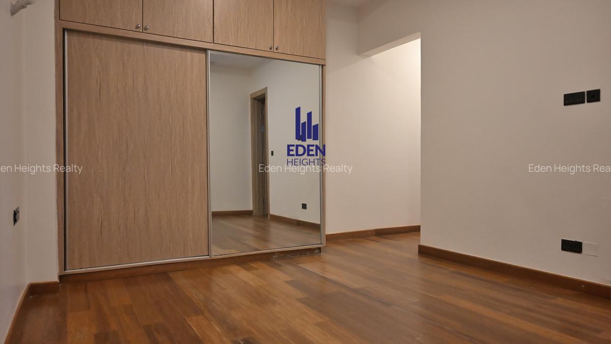 4 Bed Apartment with En Suite in Spring Valley - 7