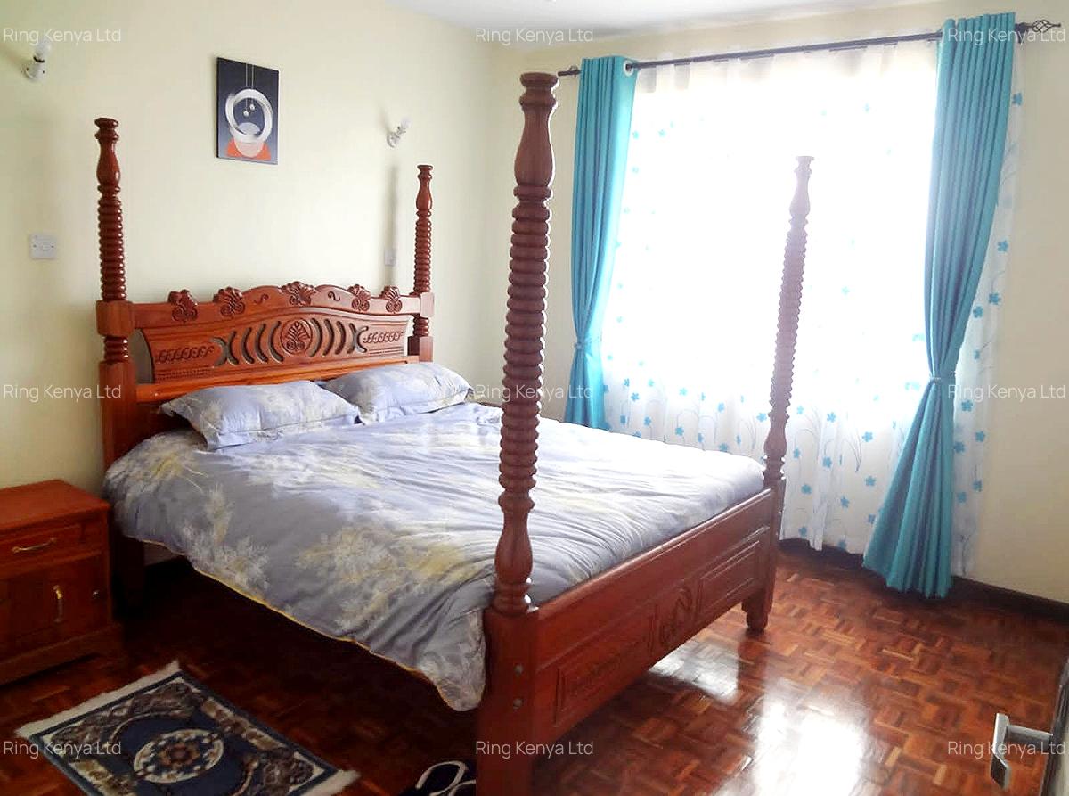 Furnished 3 Bed Apartment with En Suite at Woodley - 10