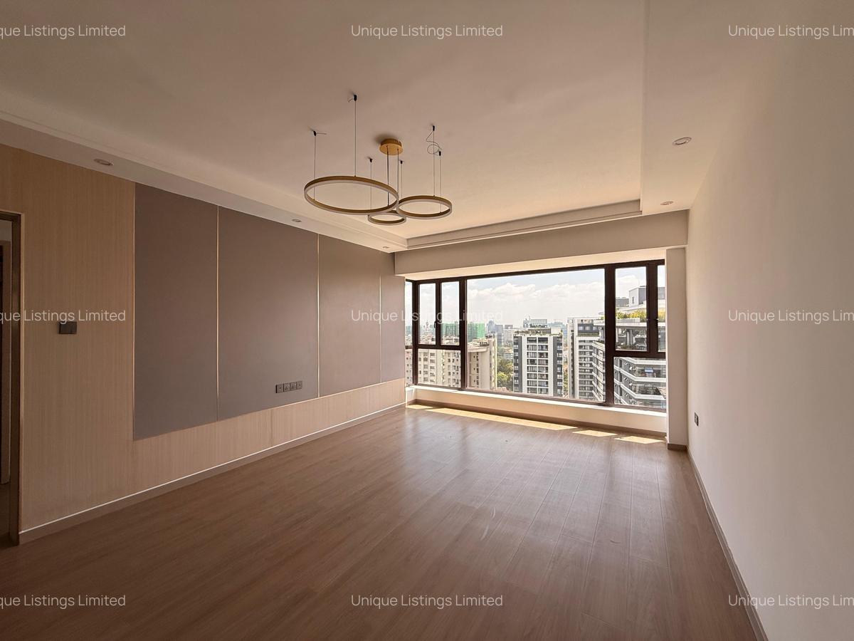 2 Bed Apartment with En Suite in Riverside - 4