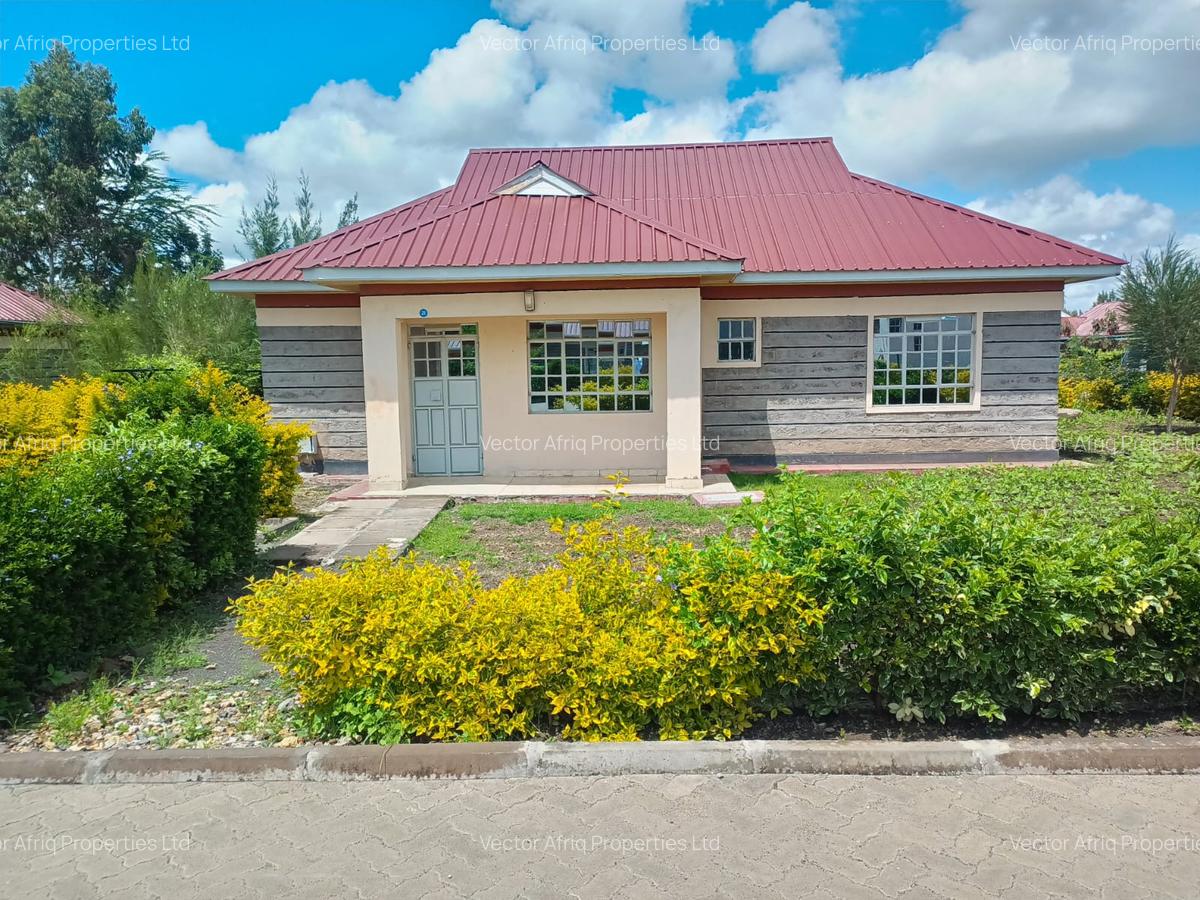 3 Bed House with Garden at Acacia - 1