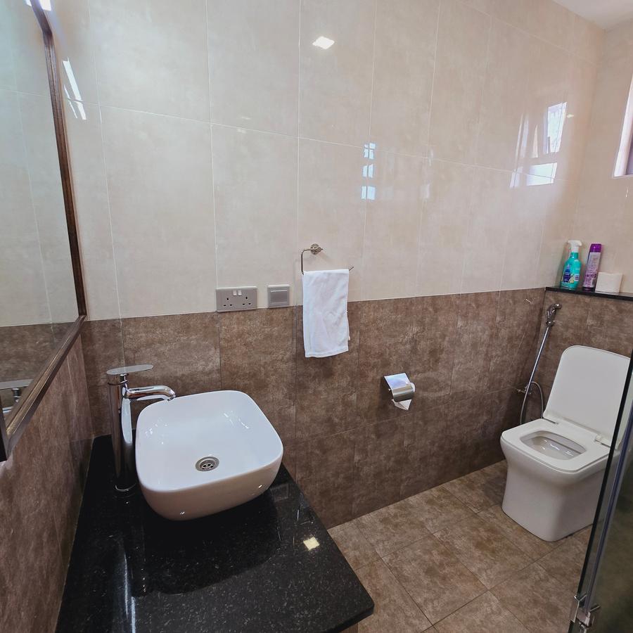 Serviced 2 Bed Apartment with En Suite in Kileleshwa - 9