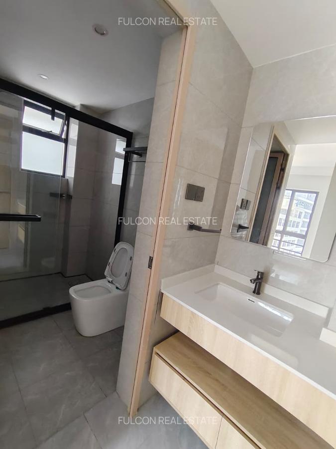 3 Bed Apartment with En Suite in Riverside - 7