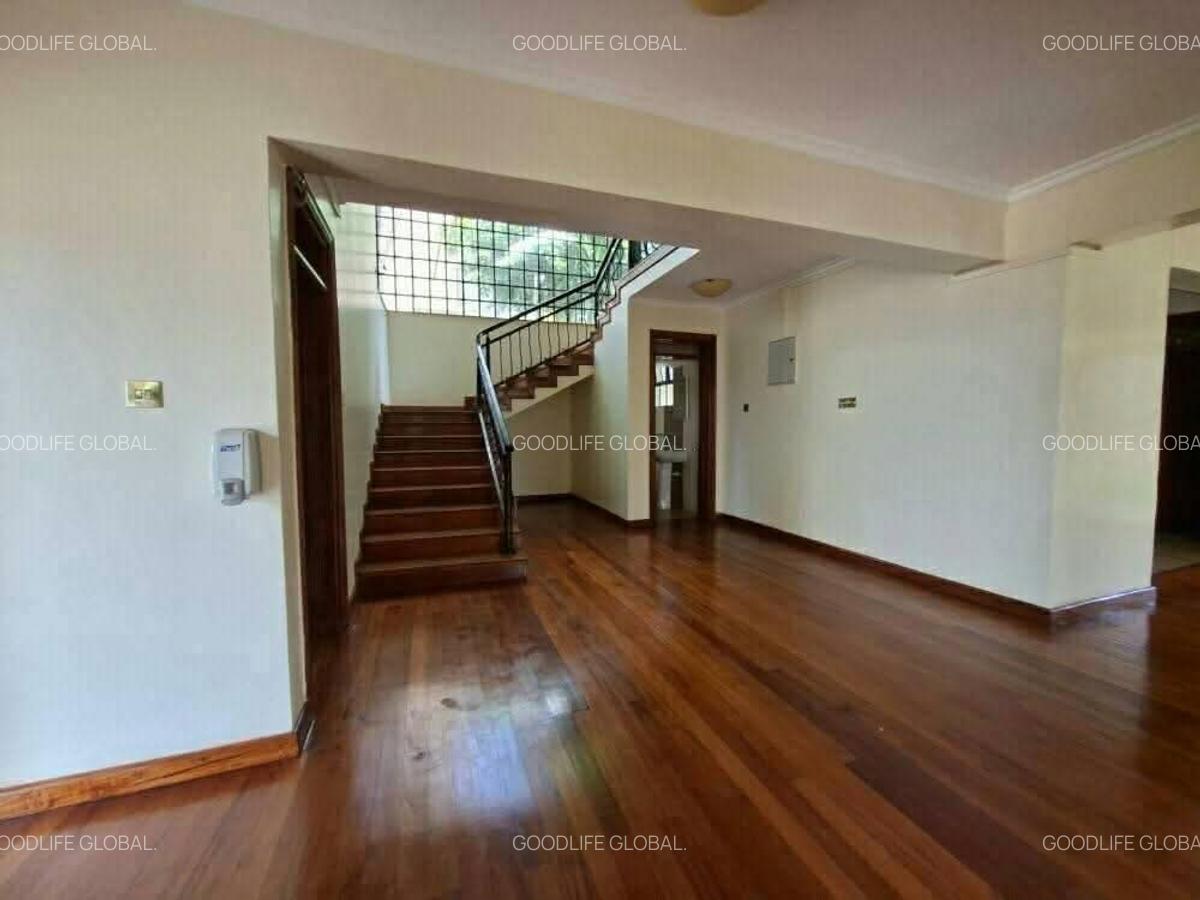 4 Bed Townhouse with En Suite at Runda - 7