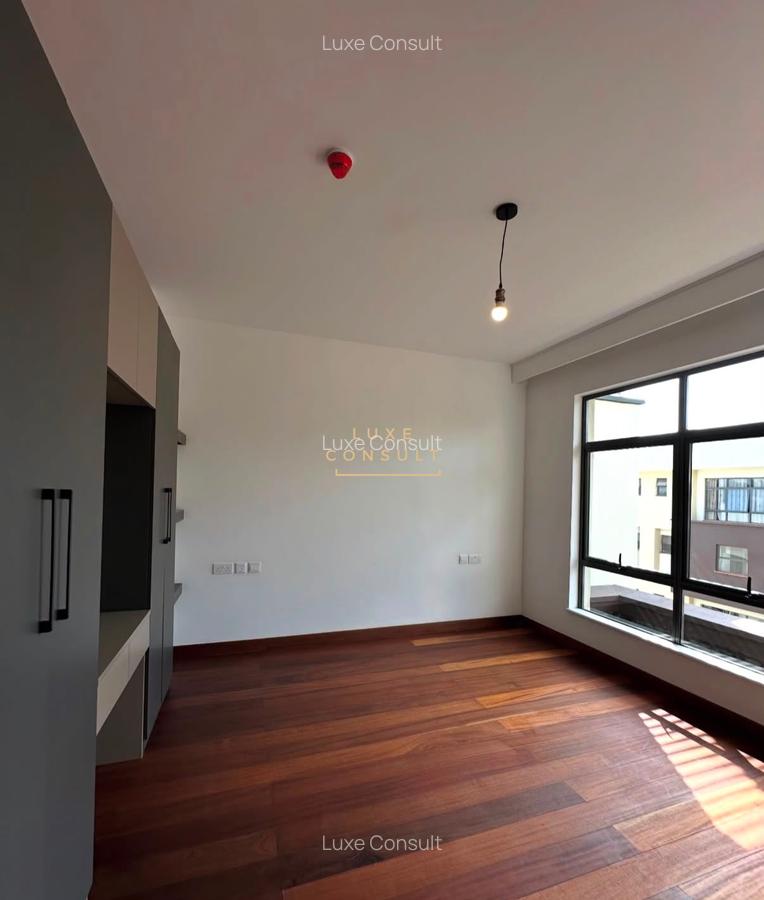4 Bed Townhouse with En Suite in Rosslyn - 5