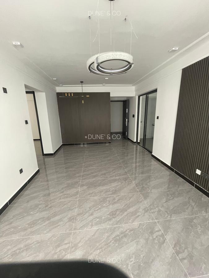 2 Bed Apartment with En Suite in Lavington - 6