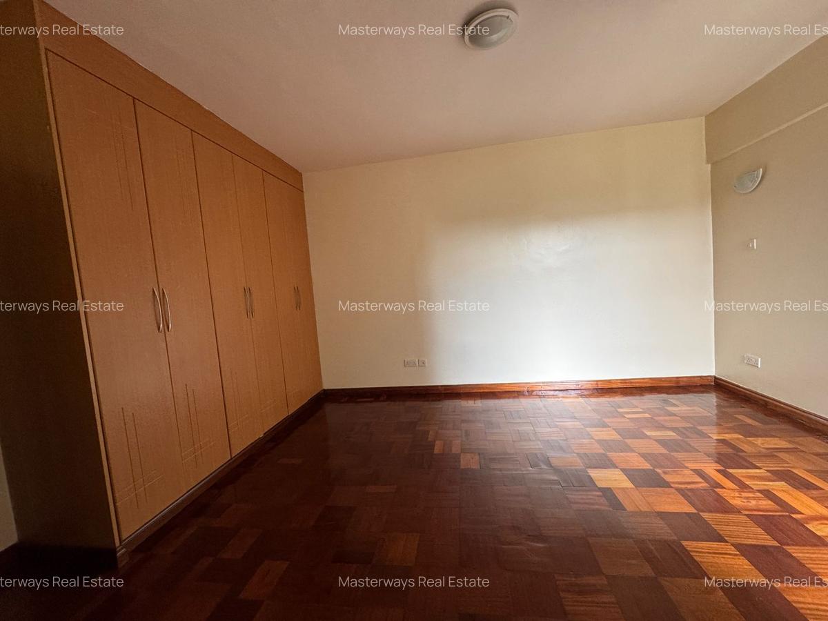 Serviced 3 Bed Apartment with En Suite in Riara Road - 8